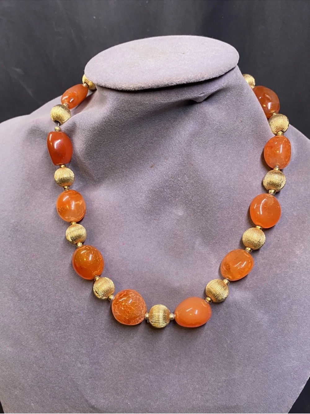 Vintage Mid Century Carnelian & Agate W Gold Tone Brass Beaded Necklace 15.5”